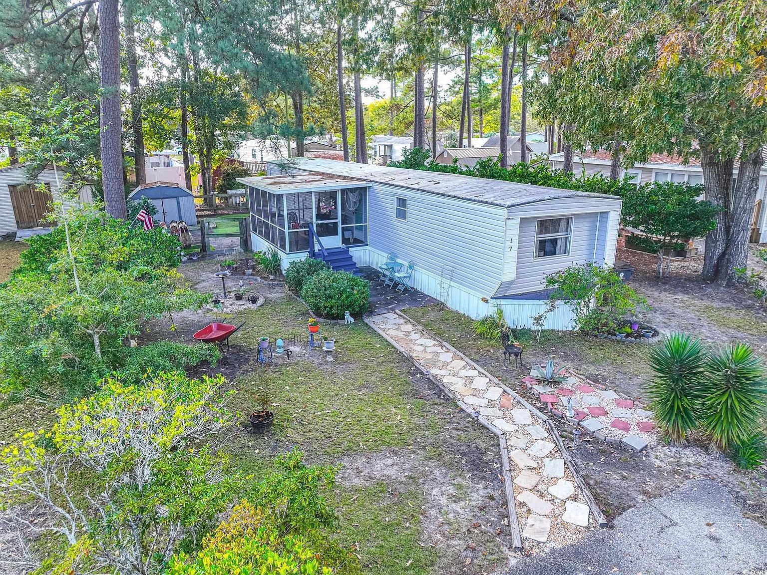 17 Offshore Dr Murrells Inlet, SC 29576 - Thumbnail 2