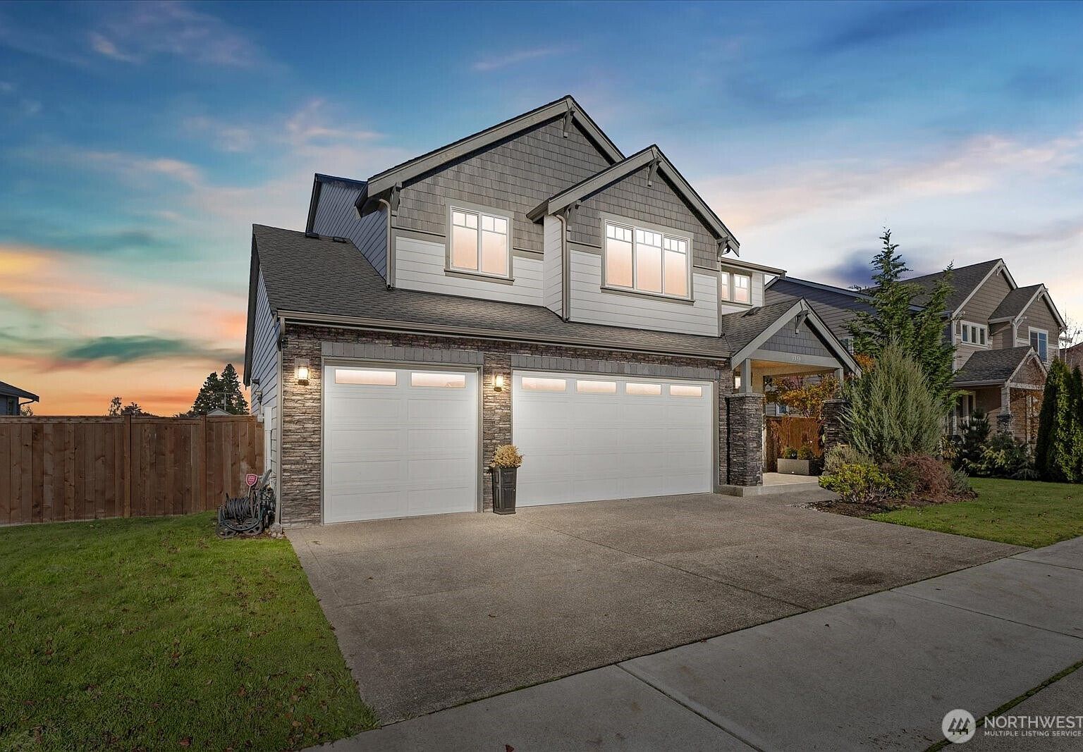 3359 Terry Ln Enumclaw, WA 98022 - Thumbnail 2