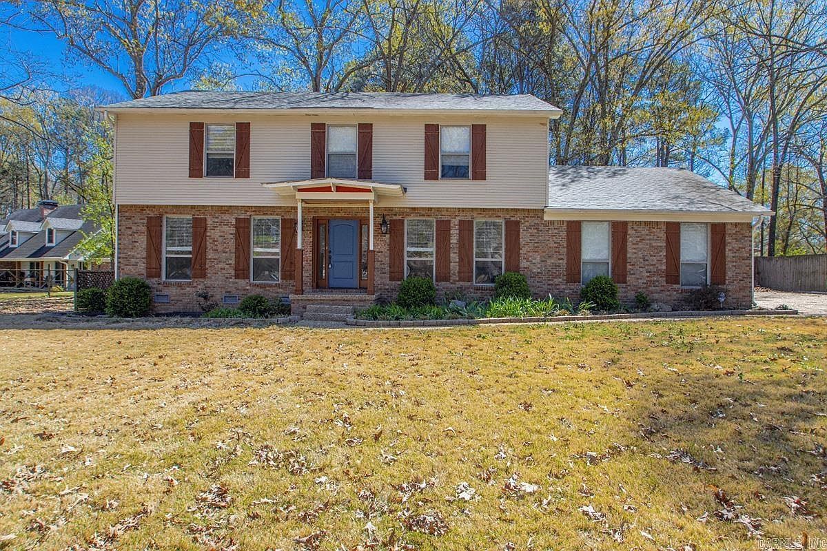 4 Barber Cv Maumelle, AR 72113  | Single Family