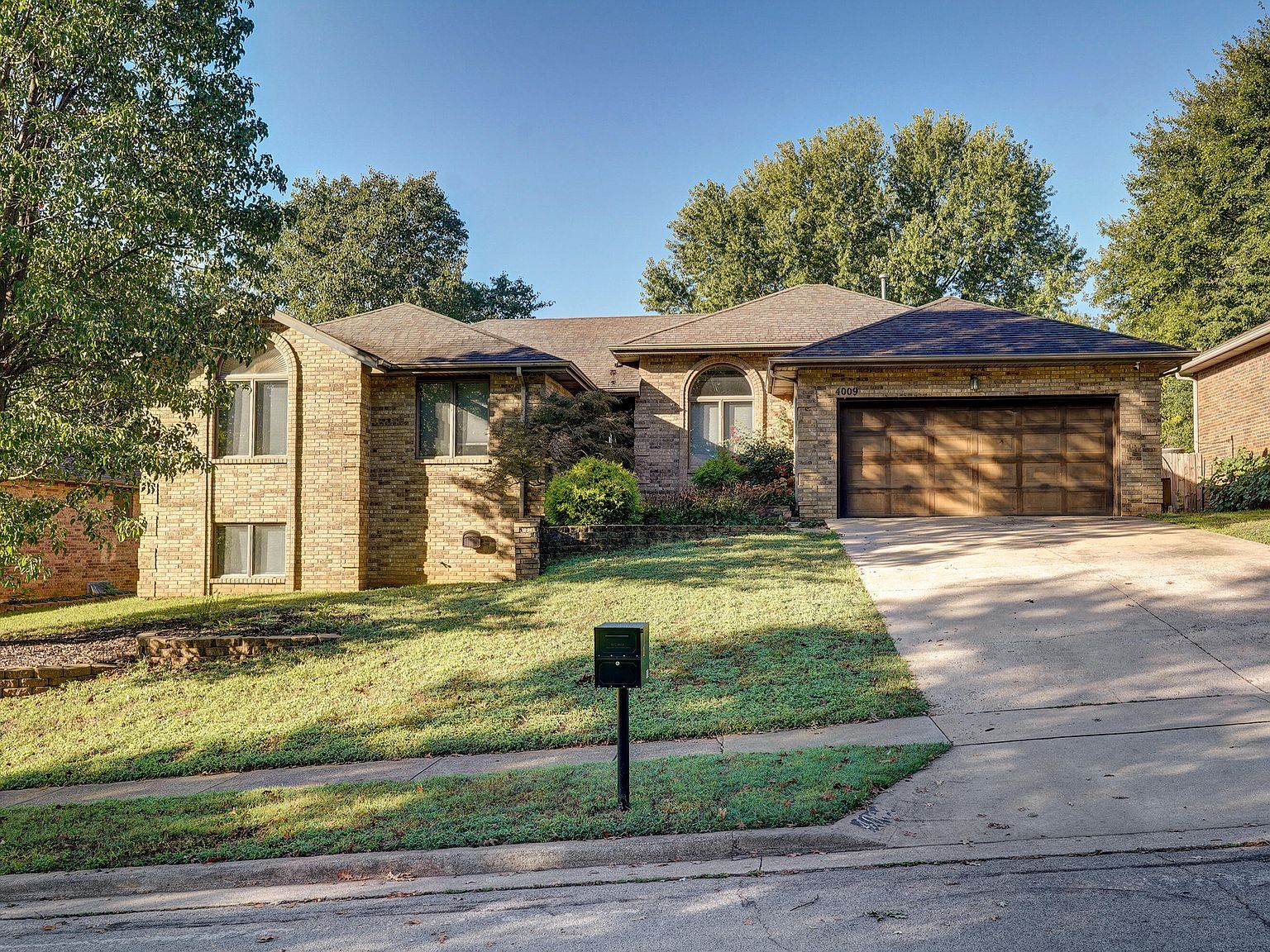 4009 S Cutler Ct Springfield, MO 65807 - Thumbnail 2