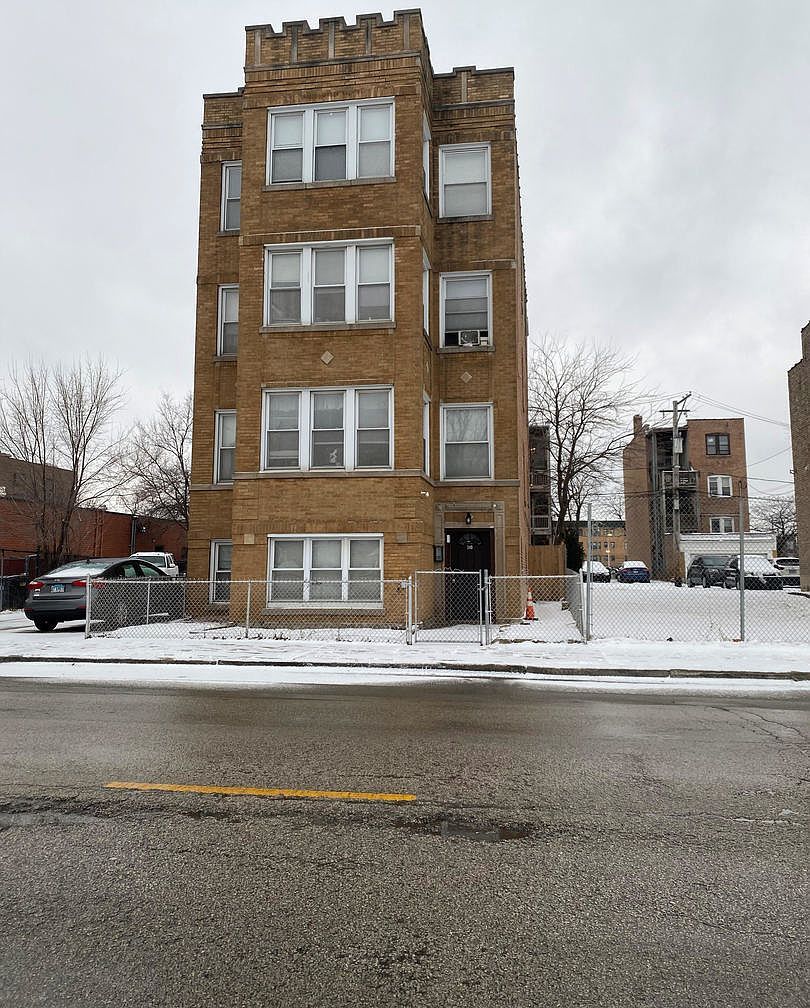 340 S Homan Ave Chicago, IL 60624 - Thumbnail 2