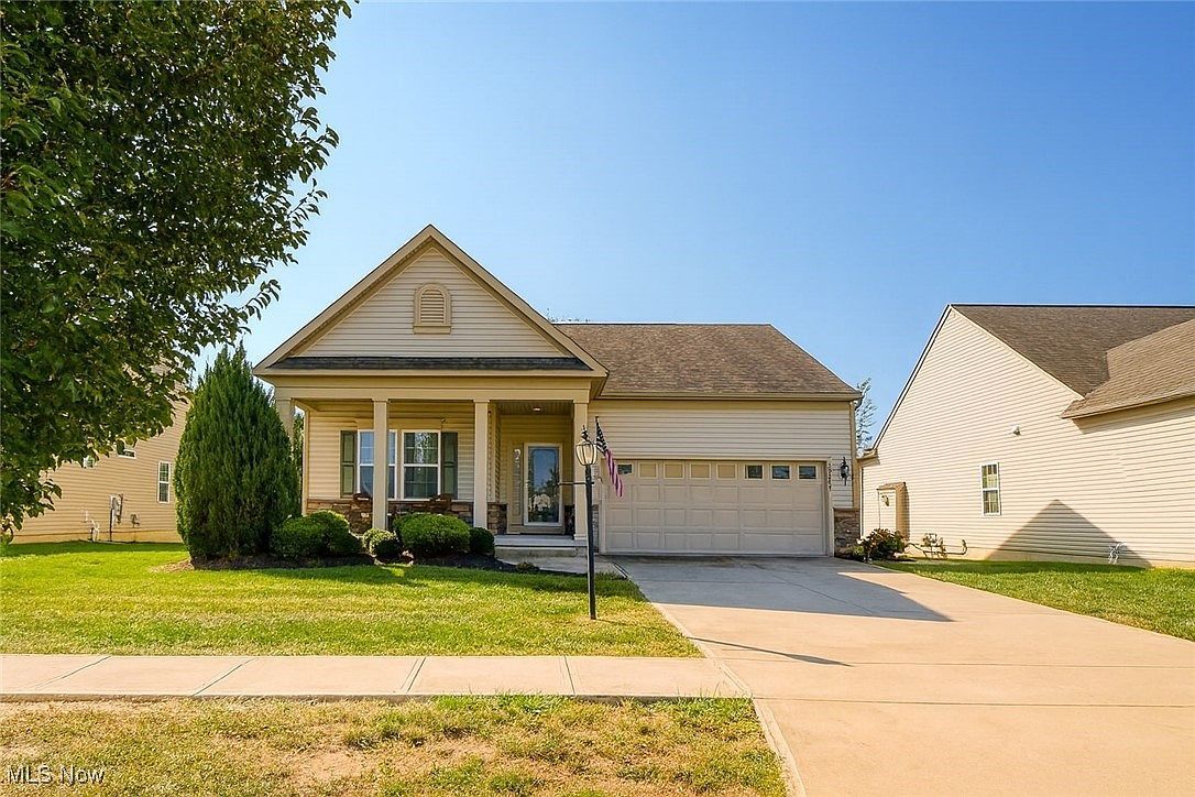 39247 Hawthorne Dr Avon, OH 44011 - Thumbnail 2