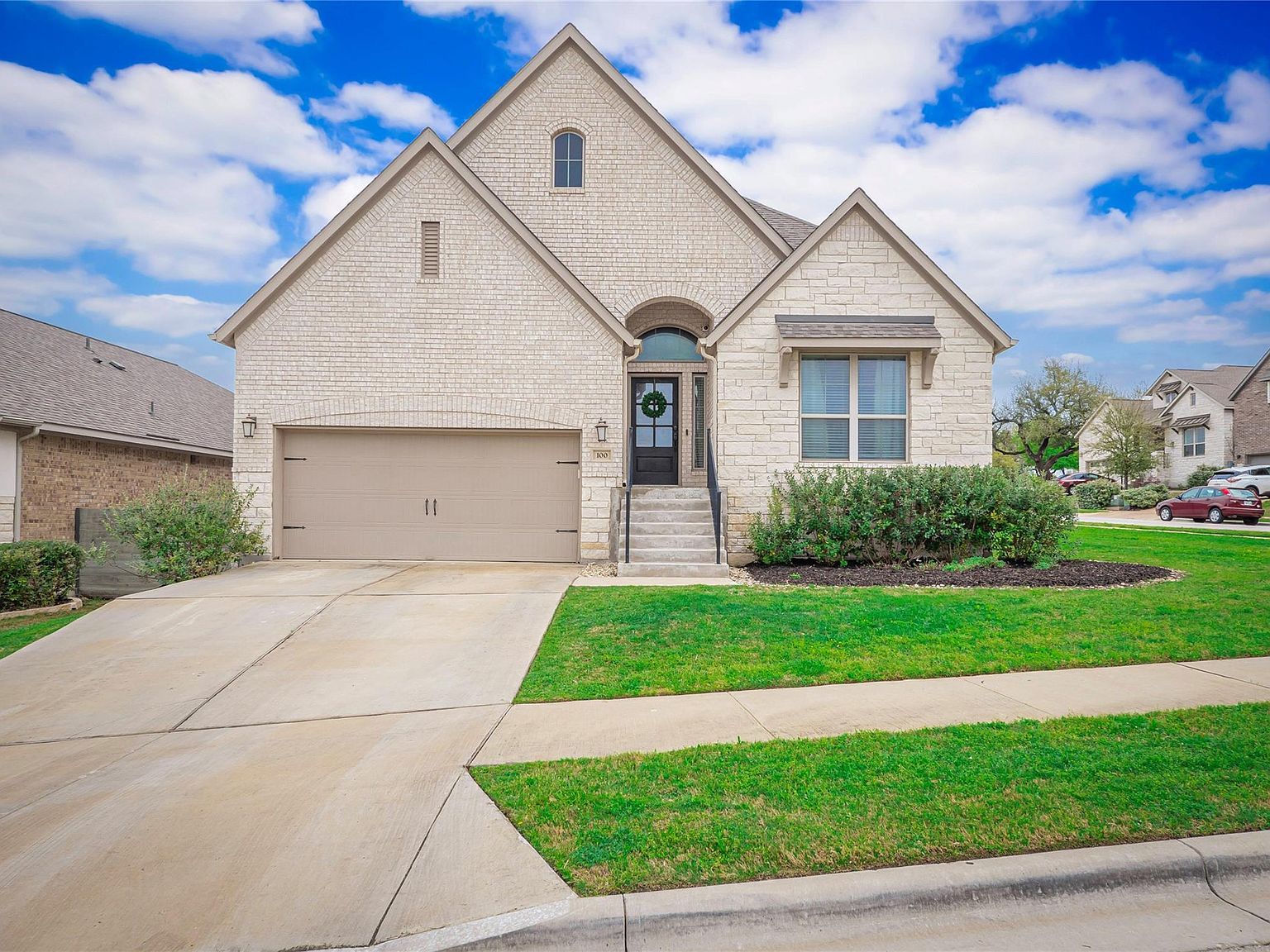 100 Indian Paintbrush Trl Georgetown, TX 78628 - Thumbnail 2