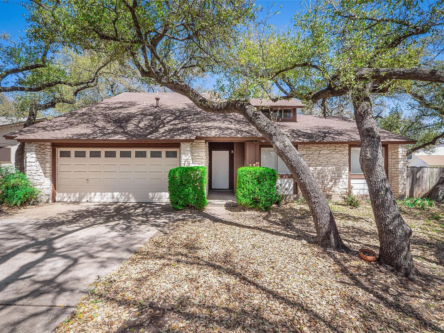 11700 Aloe Vera Cv Austin, TX 78750 - Thumbnail 2