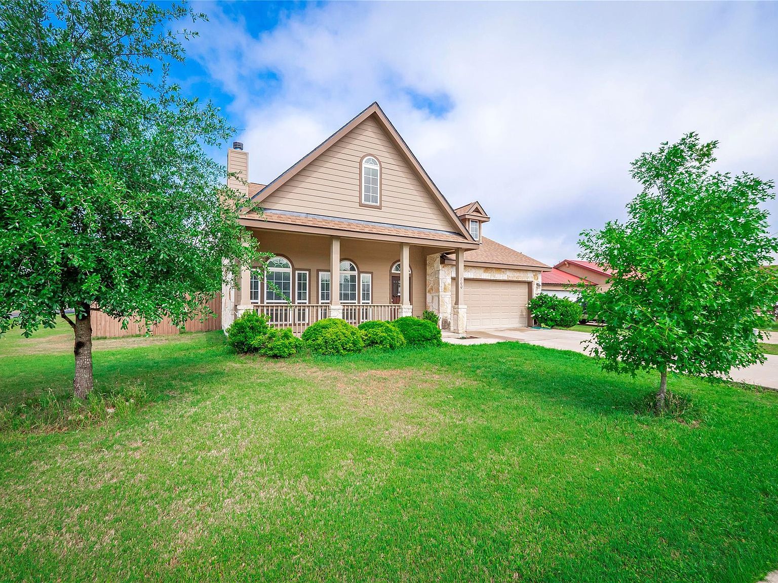 800 Savannah Cv Elgin, TX 78621 - Thumbnail 2