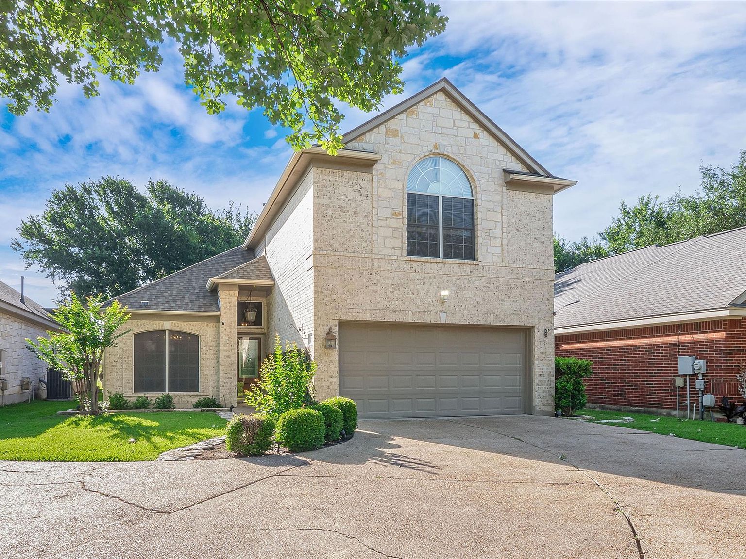11029 Ballybunion Pl Austin, TX 78747 - Thumbnail 2