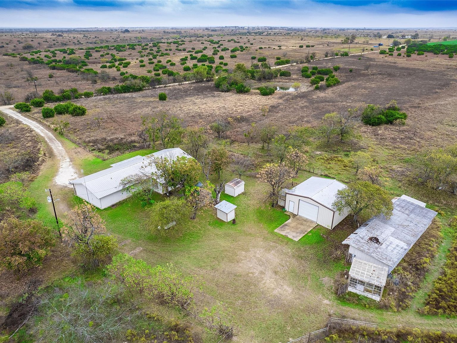 1350 County Road 414 Jonesboro, TX 76538 - Thumbnail 2