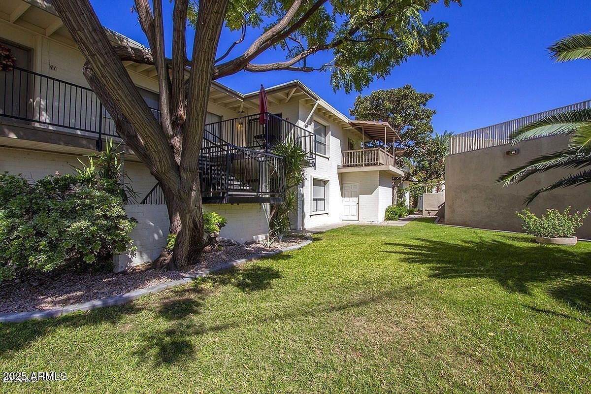 4102 E Calle Redonda UNIT 43 Phoenix, AZ 85018 - Thumbnail 2