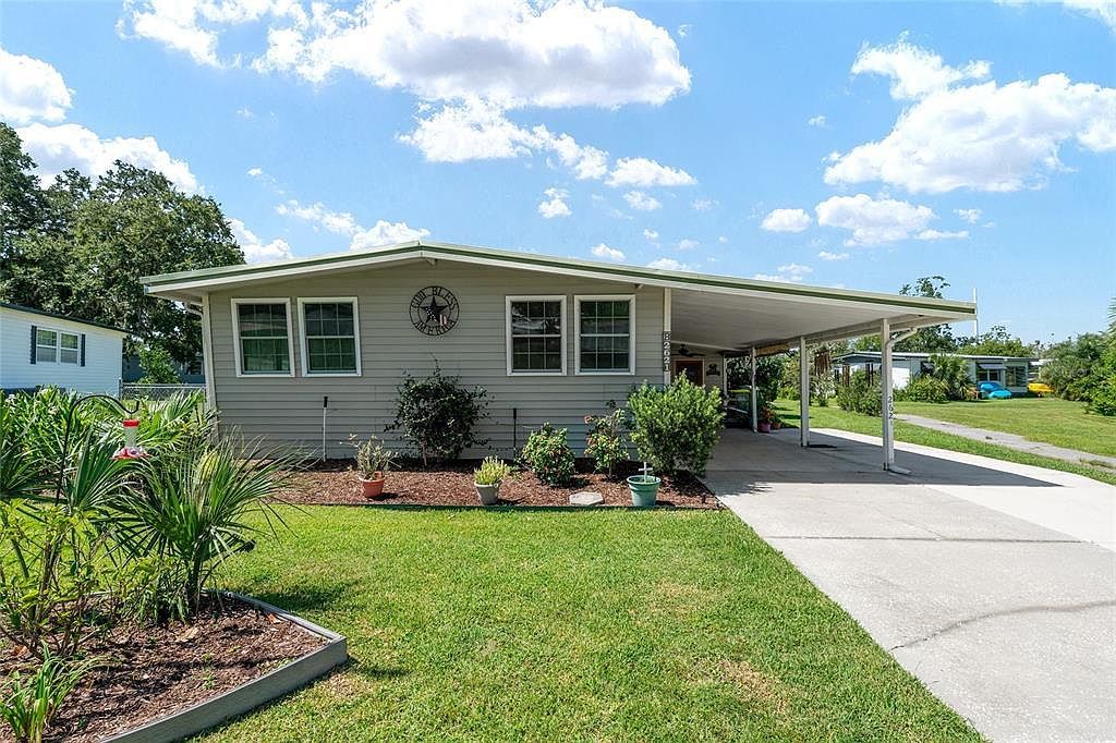 2621 Carpenter Pl Leesburg, FL 34748 - Thumbnail 2