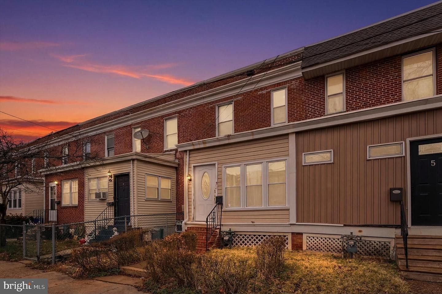 7 Rhodes Ave Darby, PA 19023 - Thumbnail 2