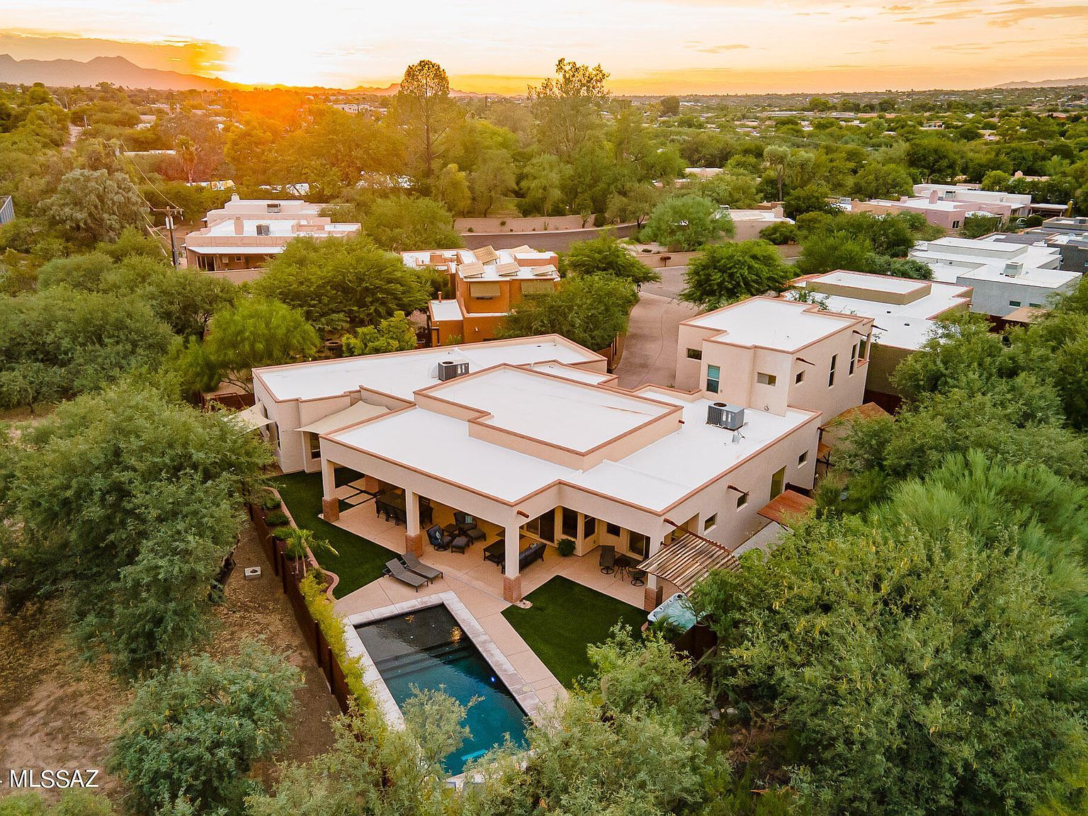 2920 N Old Fort Lowell Ct Tucson, AZ 85712 - Thumbnail 2