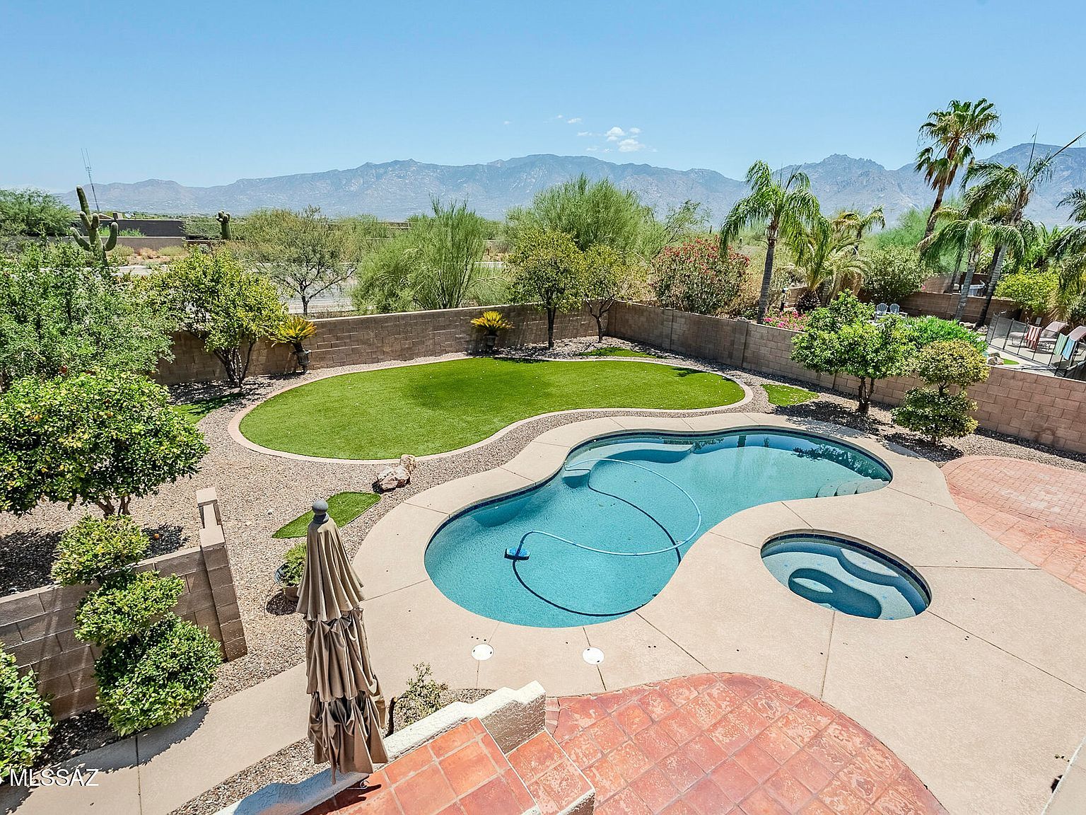 13258 N Pioneer Way Oro Valley, AZ 85755 - Thumbnail 2