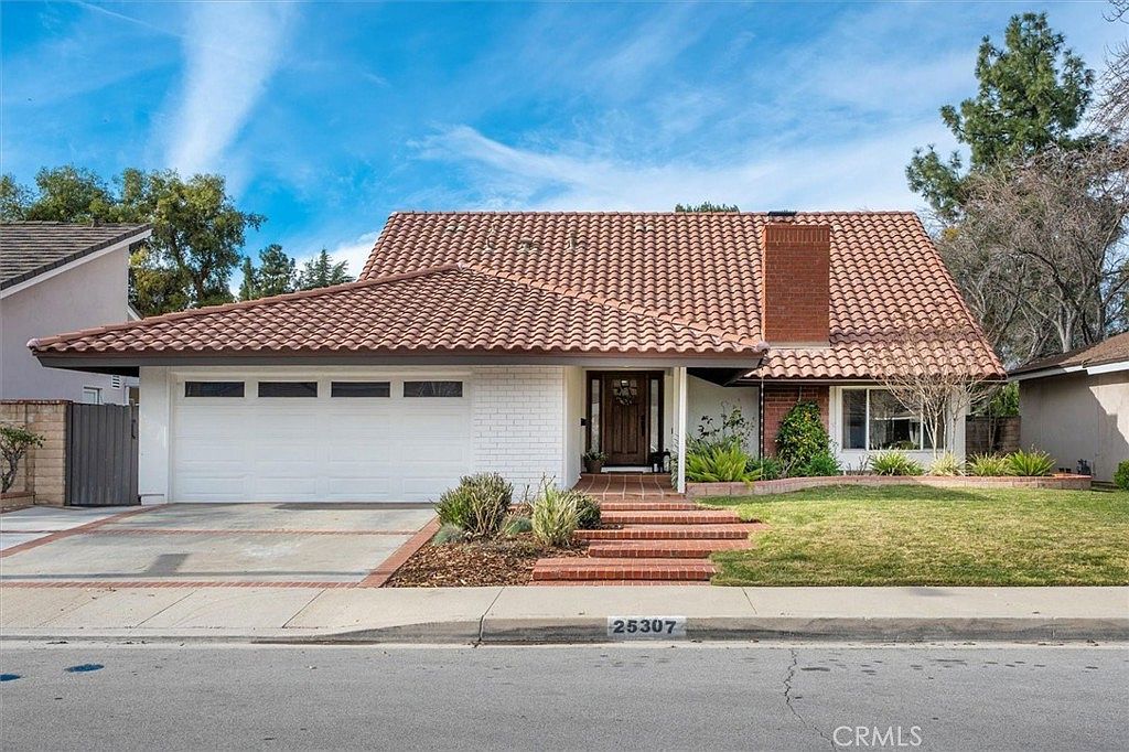 25307 Avenida Ronada Santa Clarita, CA 91355 - Thumbnail 2
