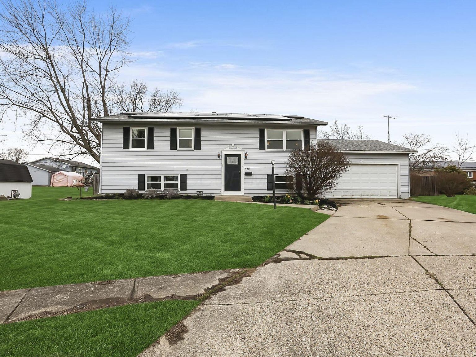 938 Harding Ct Newark, OH 43055 - Thumbnail 2