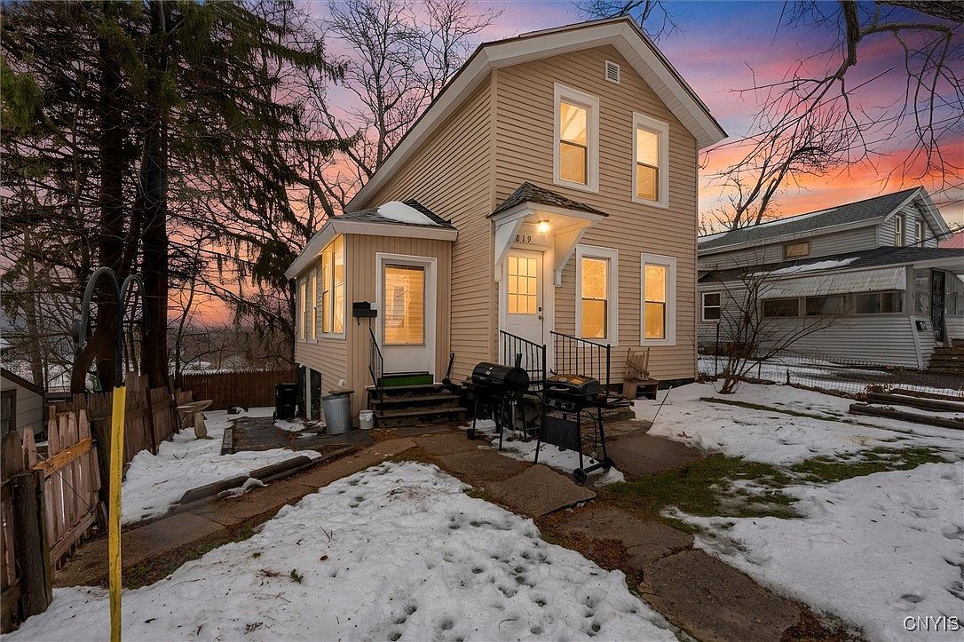 819 Lemoyne Ave Syracuse, NY 13208 - Thumbnail 2