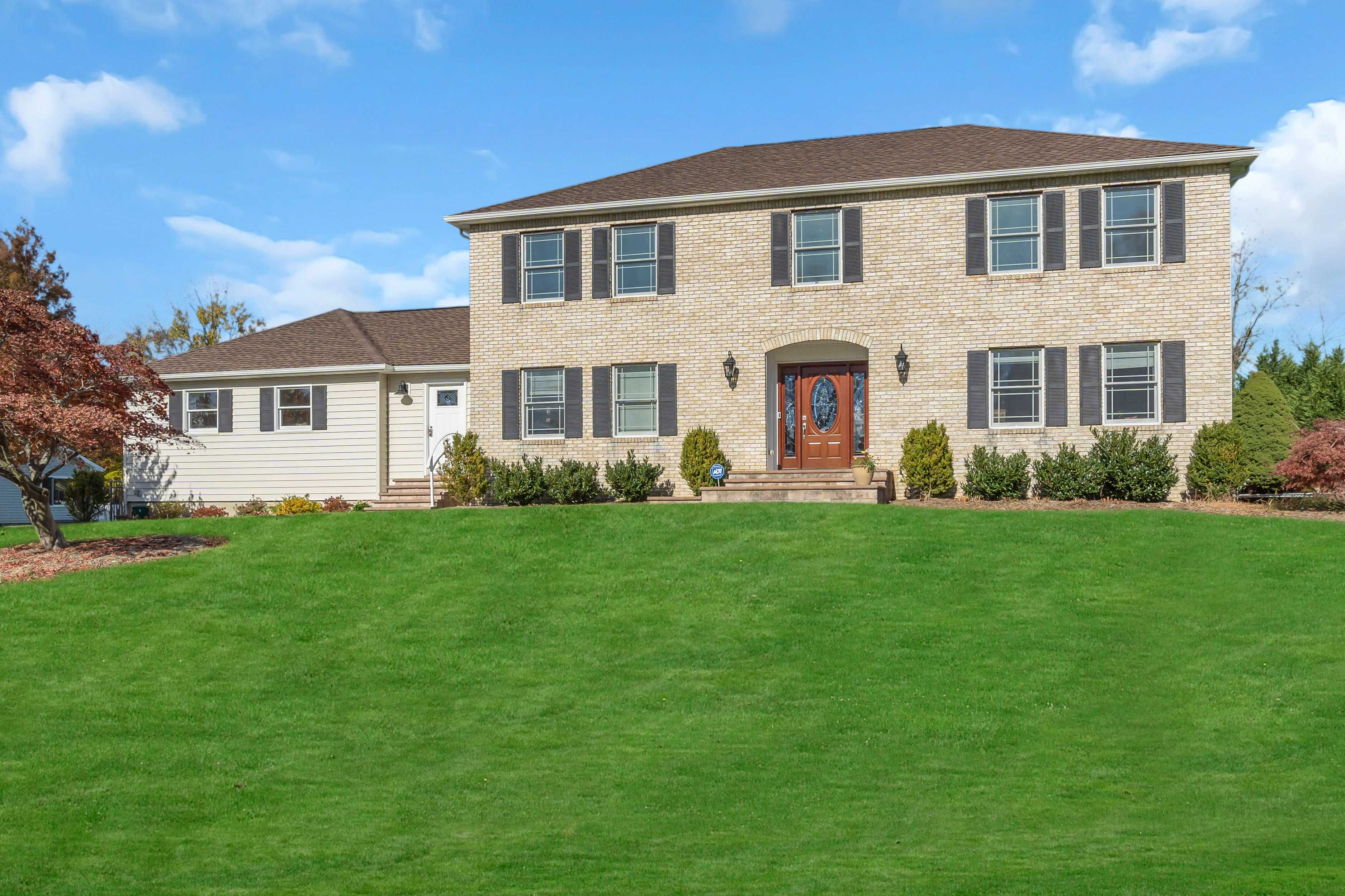 90 Desai Ct, Freehold, NJ 07728, USA | Single Family