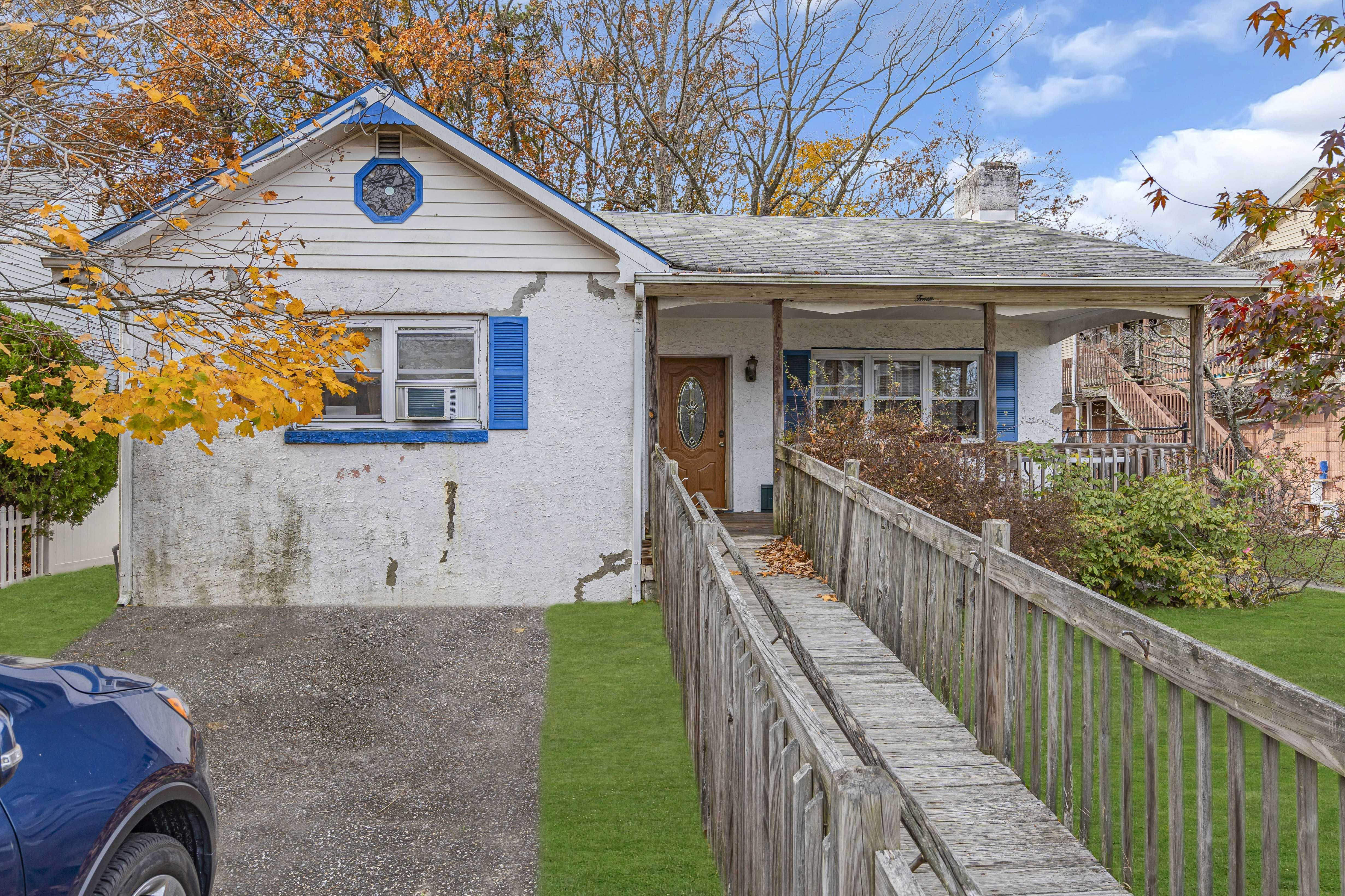 4 Lillie Rd, Toms River, NJ 08753, USA  | Single Family