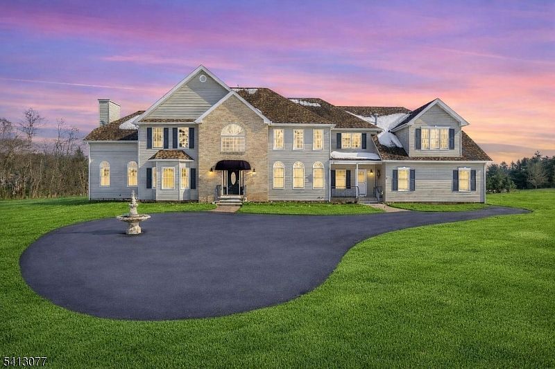 201 Sidney Rd Pittstown, NJ 08867  | Single Family