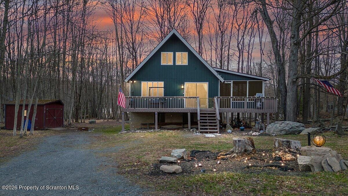 2511 Oak Cir Lake Ariel, PA 18436  | Single Family