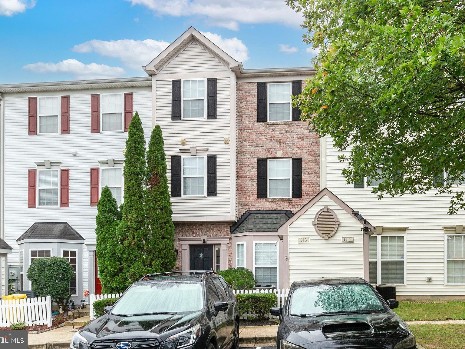 313 Three Sirens Ct Odenton, MD 21113 - Thumbnail 2