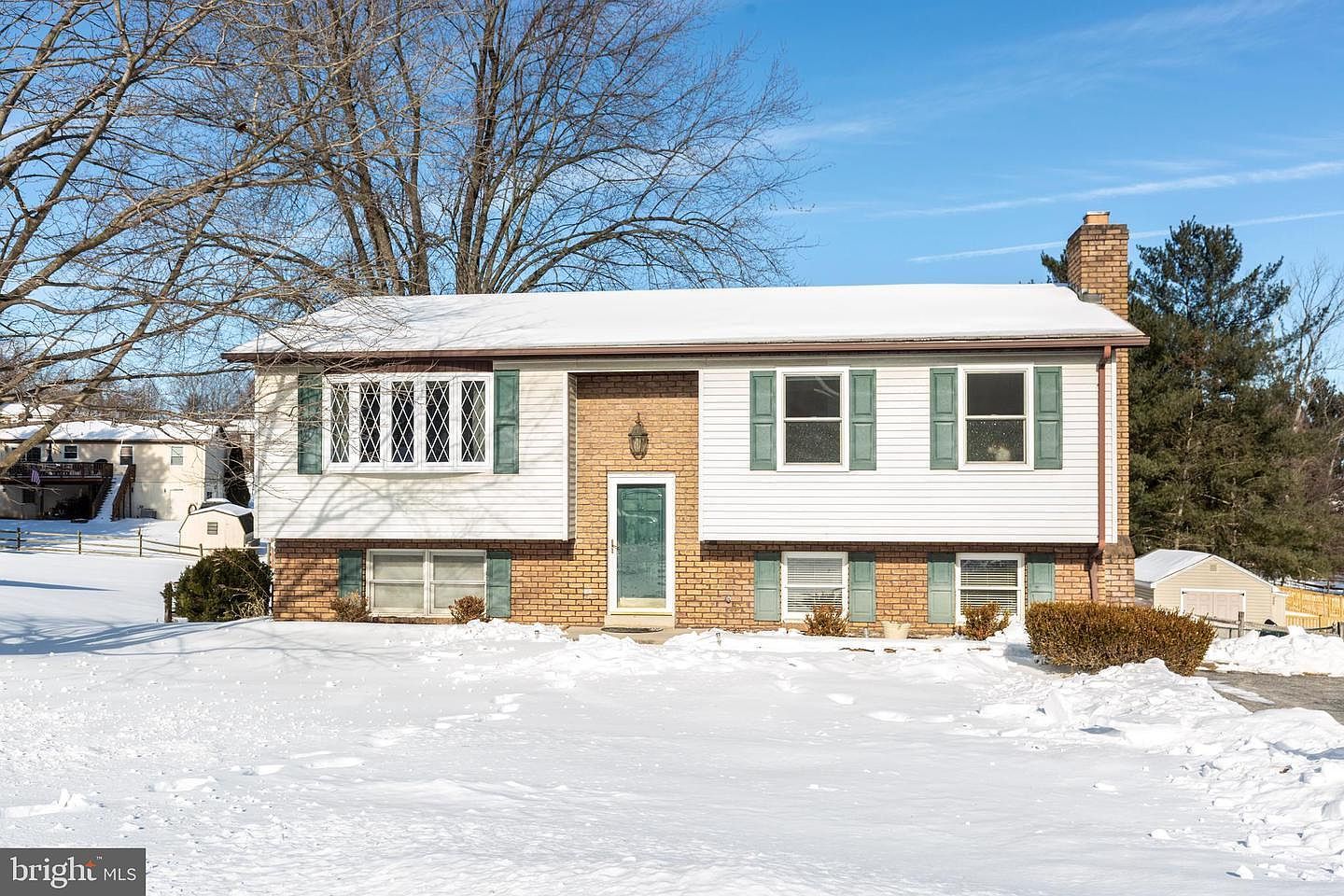 2914 Holland Dr Manchester, MD 21102 - Thumbnail 2