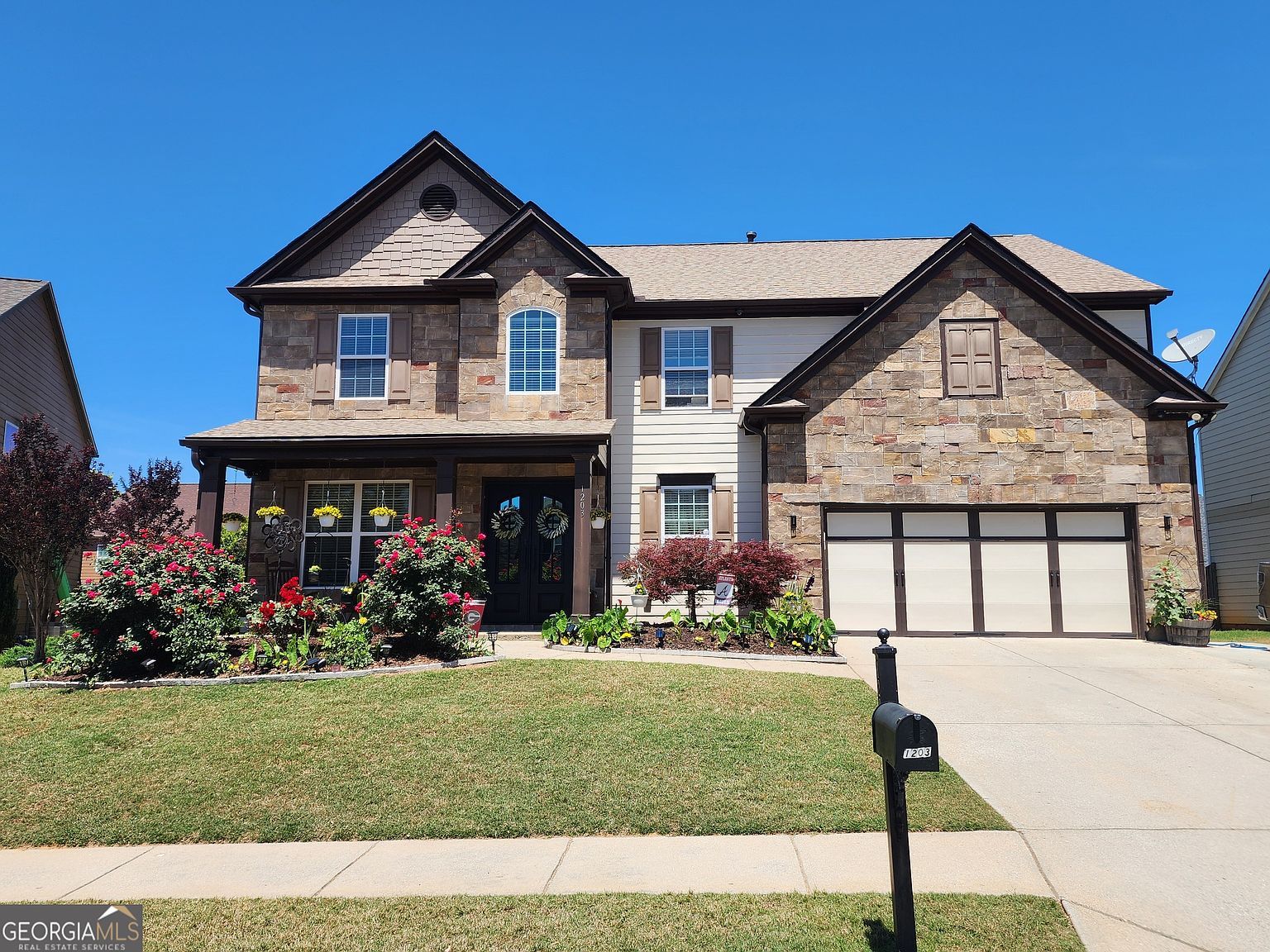 1203 Loowit Falls Ct Braselton, GA 30517 | Single Family