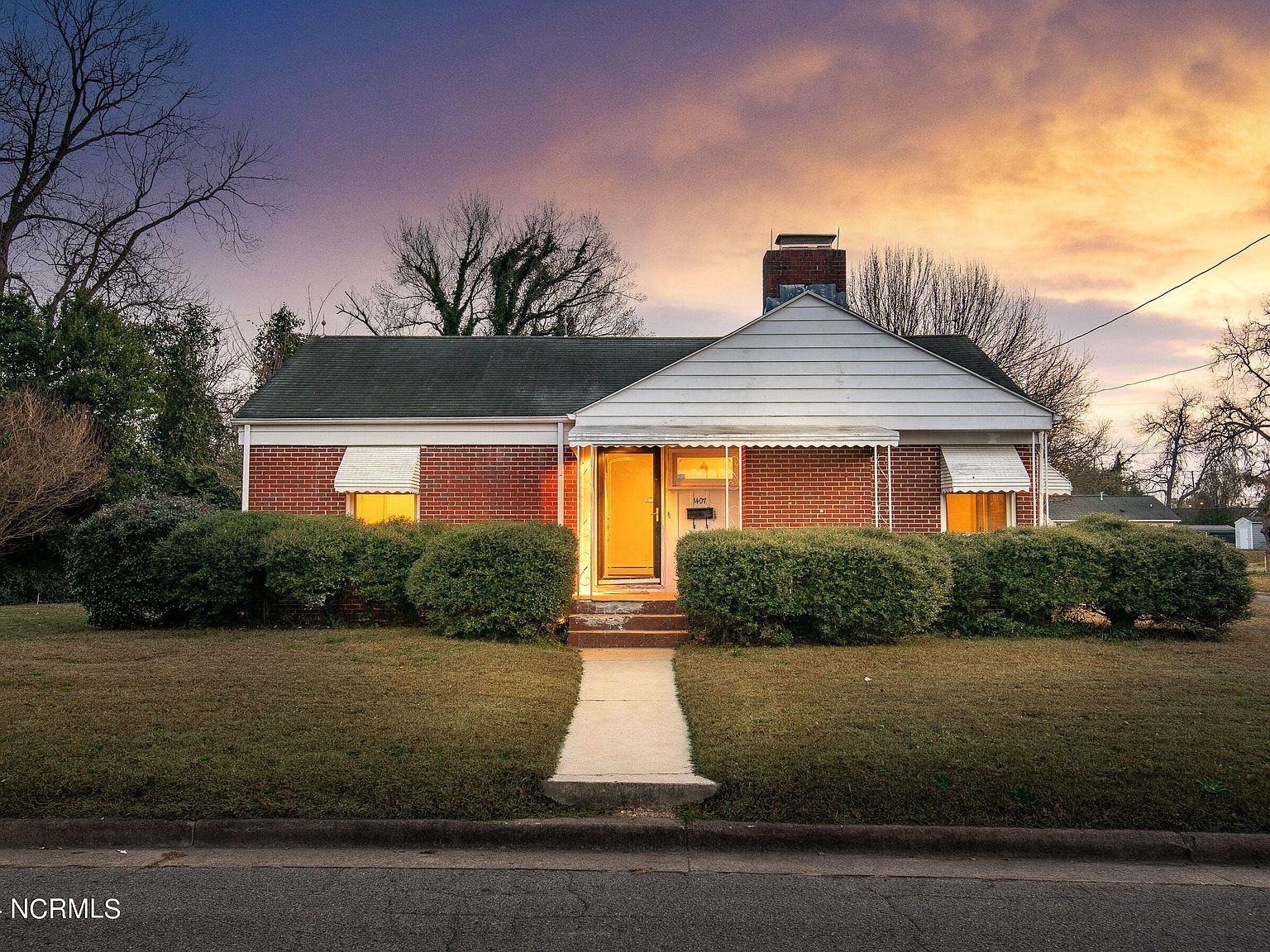 1407 W 4th St Greenville, NC 27834 - Thumbnail 2