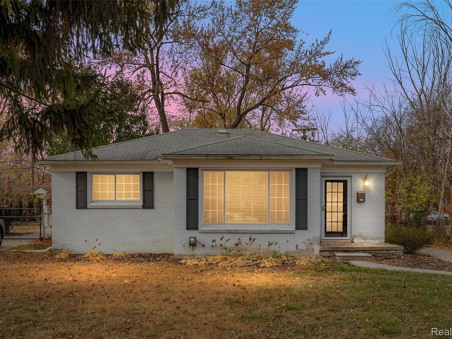 3221 Shenandoah Dr Royal Oak, MI 48073 - Thumbnail 2