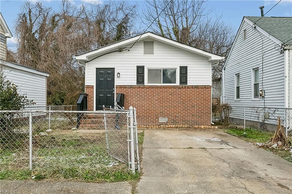 1239 24th St Newport News, VA 23607 - Thumbnail 2