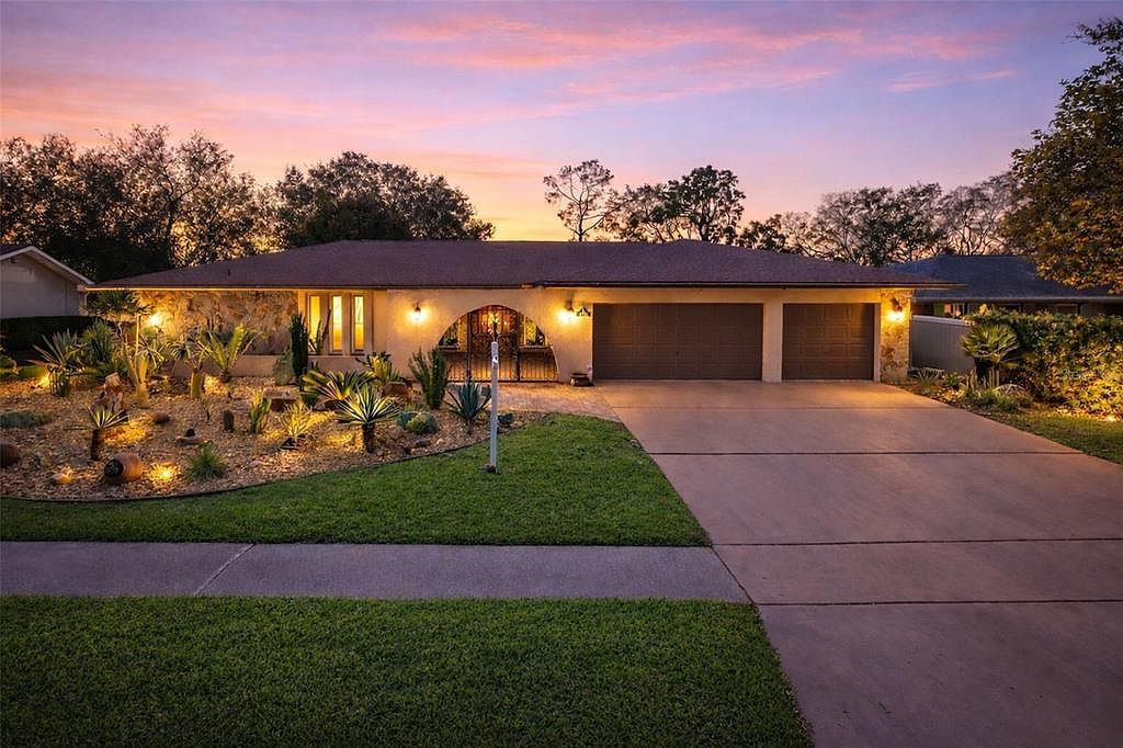 2721 Northridge Dr E Clearwater, FL 33761  | Single Family