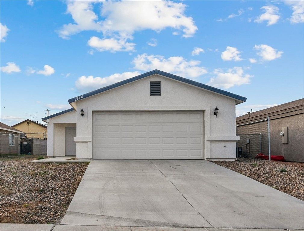 2744 Louise Ave Kingman, AZ 86401 - Thumbnail 2