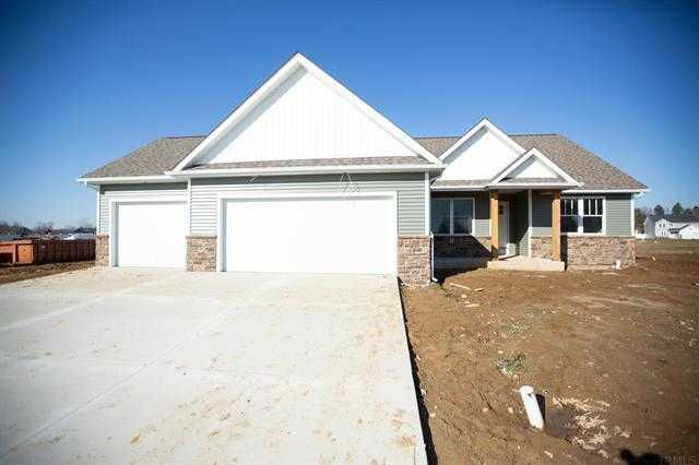 407 W Somerfield Dr, Lakeville, IN, USA, 46536 | Single Family