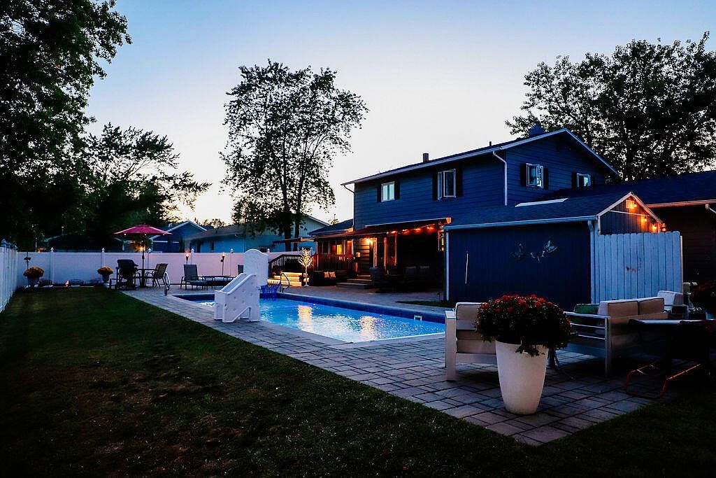 1407 Shore Dr New Buffalo, MI 49117 - Thumbnail 2