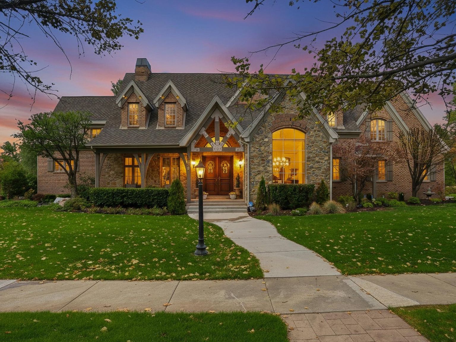 963 E Old English Rd S Draper, UT 84020 - Thumbnail 2