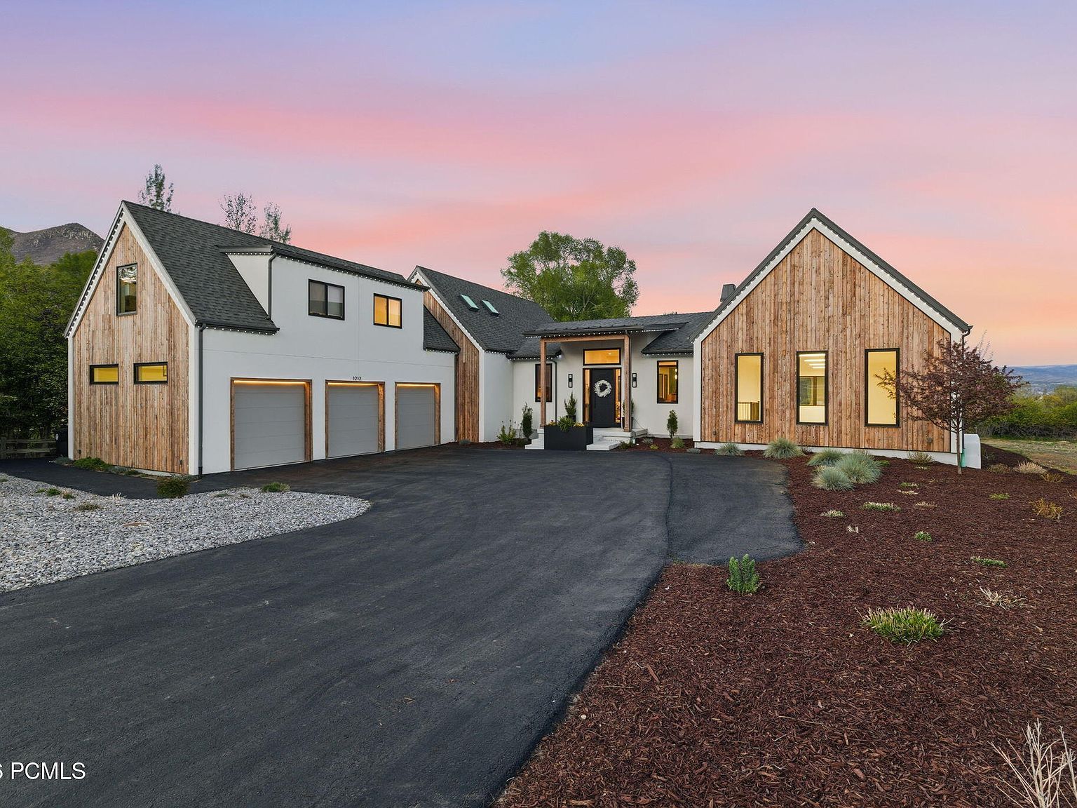 1212 N Homestead Dr W Midway, UT 84049  | Single Family