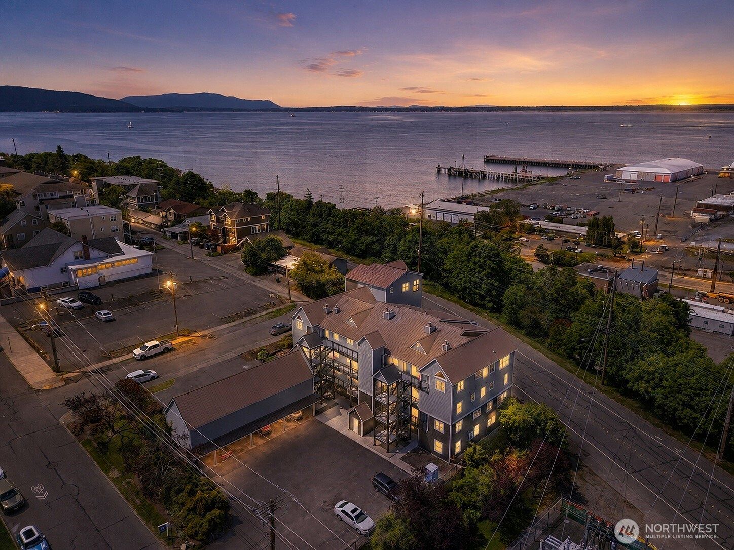 705 N State St Unit 102 Bellingham, WA 98225, 98225
