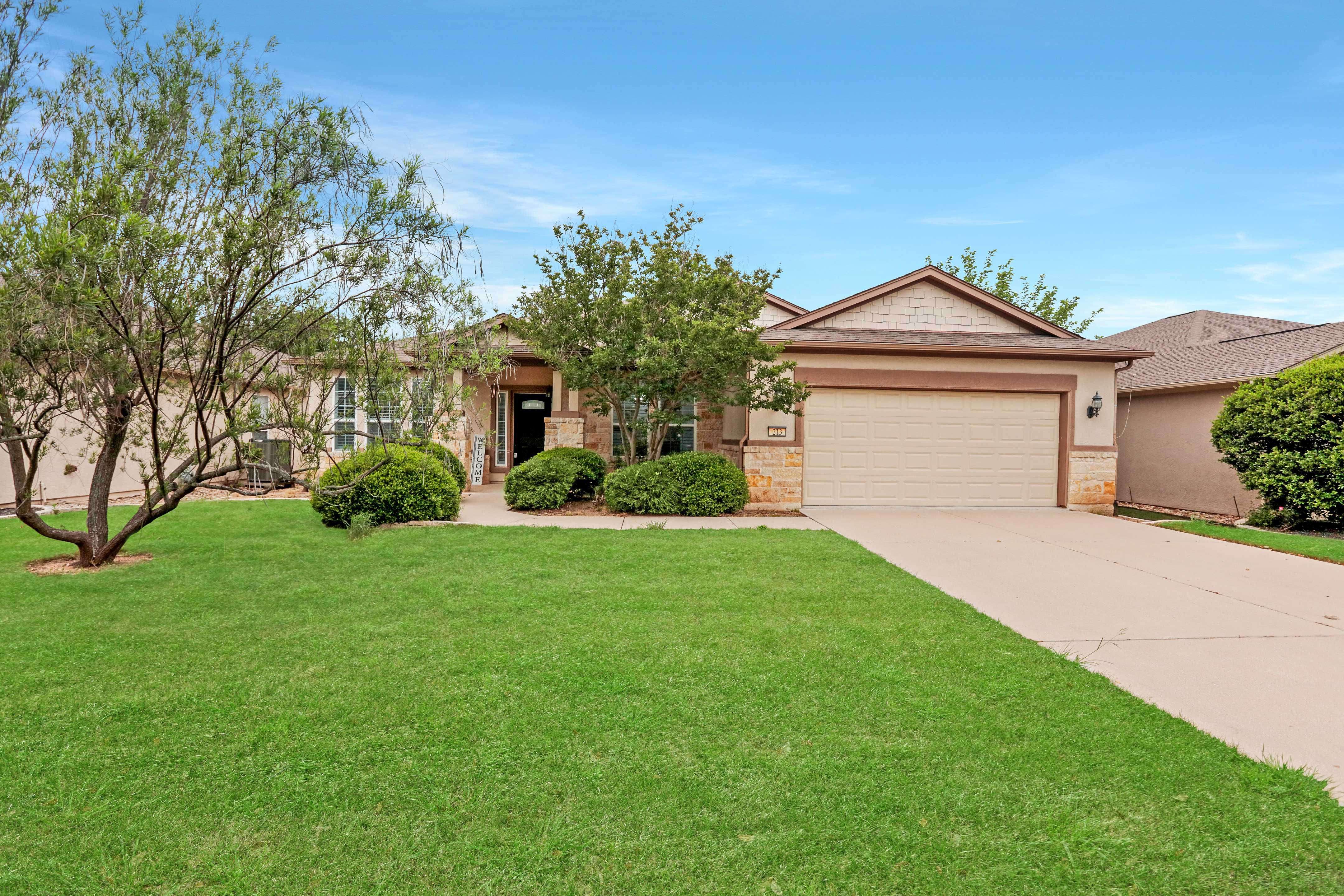213 Mustang Island Trail, Georgetown, TX, USA | Single Family