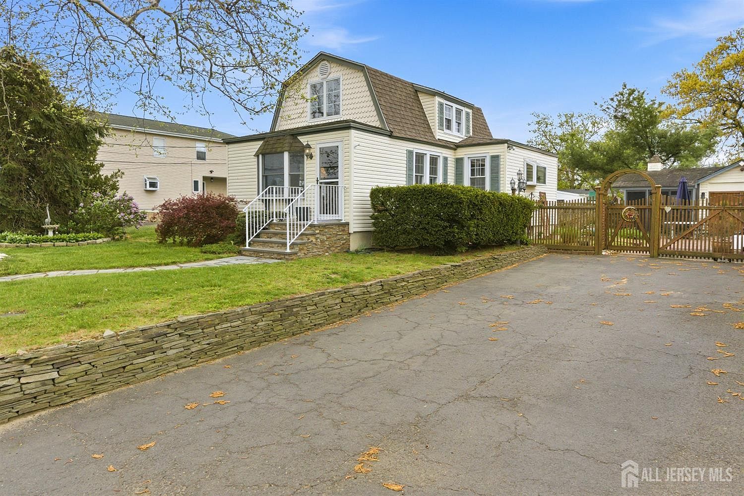 114 Ocean Blvd Keyport, NJ 07735  | Single Family