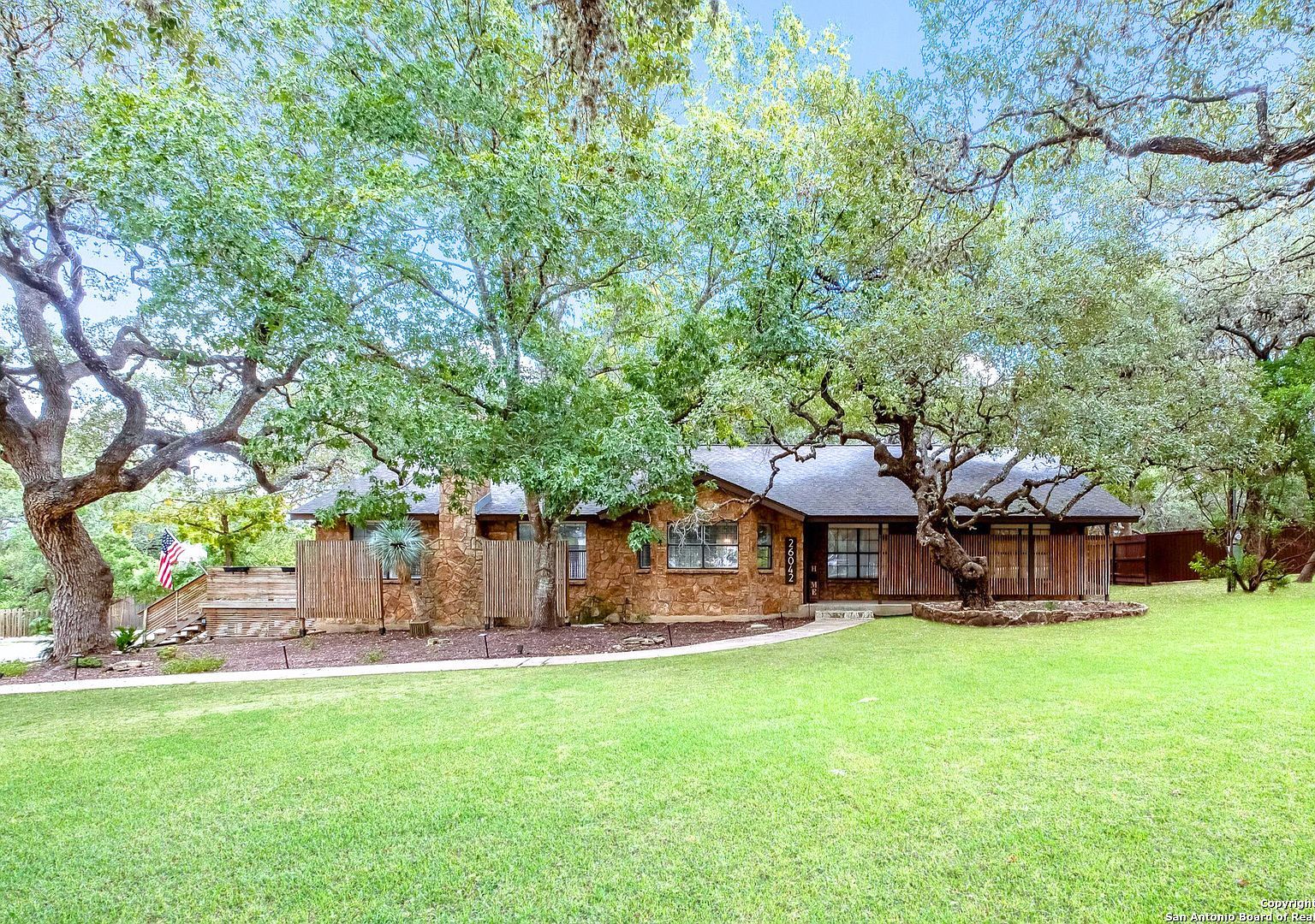 26042 Cypress Oaks San Antonio, TX 78255 - Thumbnail 2