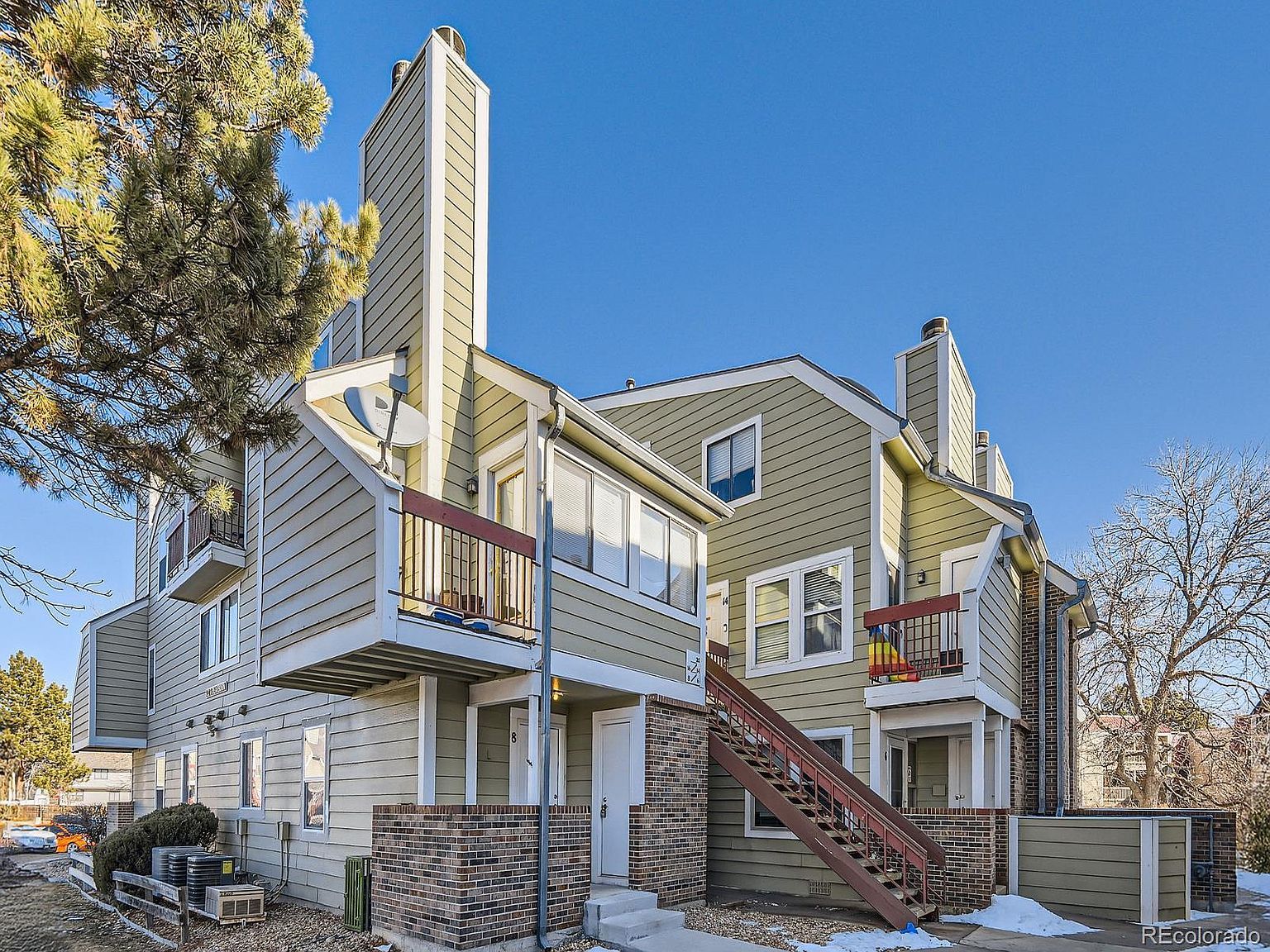 932 S Dearborn Way APT 8 Aurora, CO 80012 - Thumbnail 2