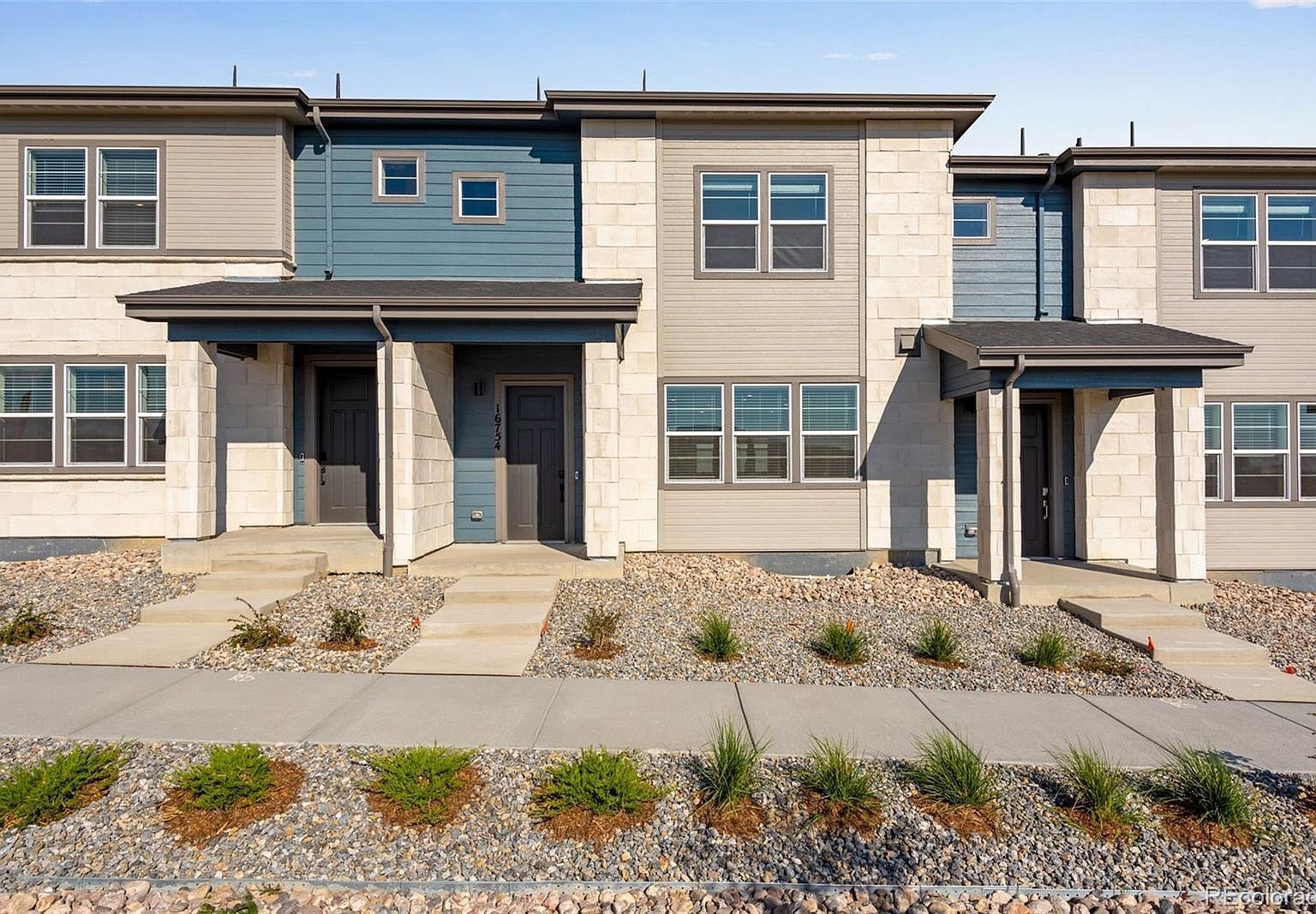 16754 W 93rd Pl Arvada, CO 80007 - Thumbnail 2