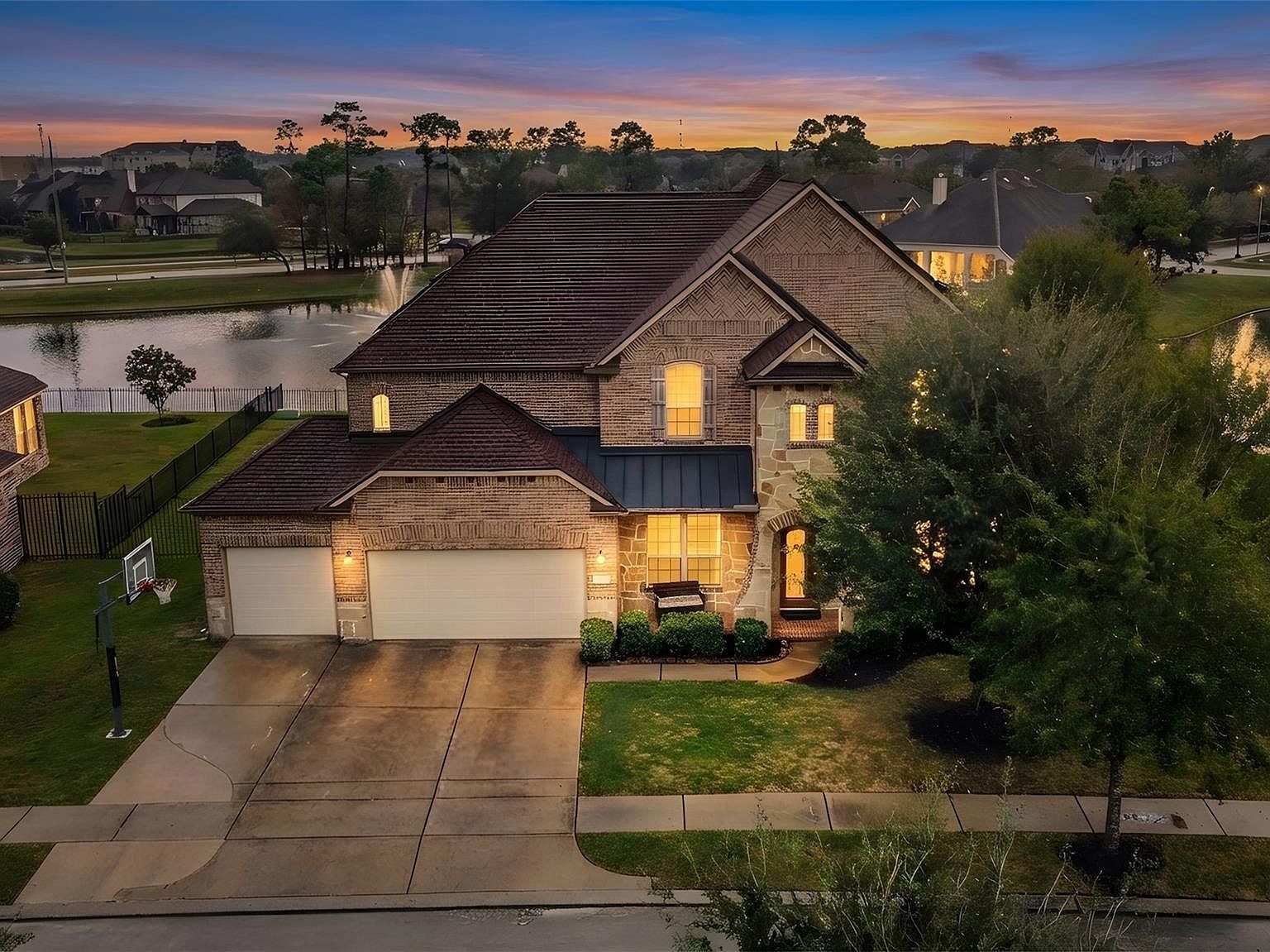 9634 Lansing Meadows Dr Humble, TX 77396 - Thumbnail 2