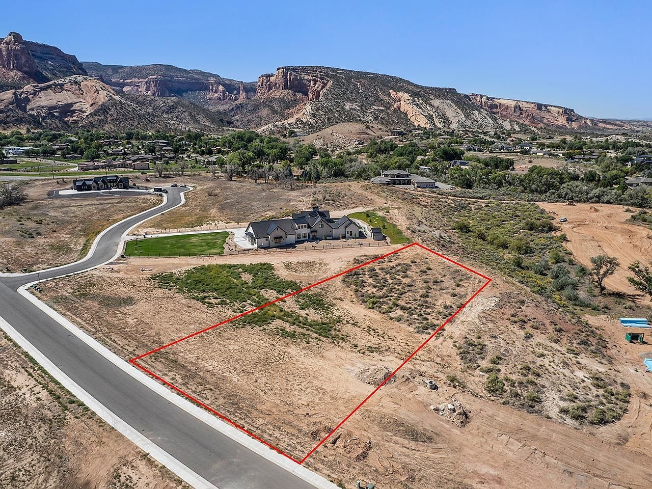 663 Soaring Eagle Dr Grand Junction, CO 81507 - Thumbnail 2