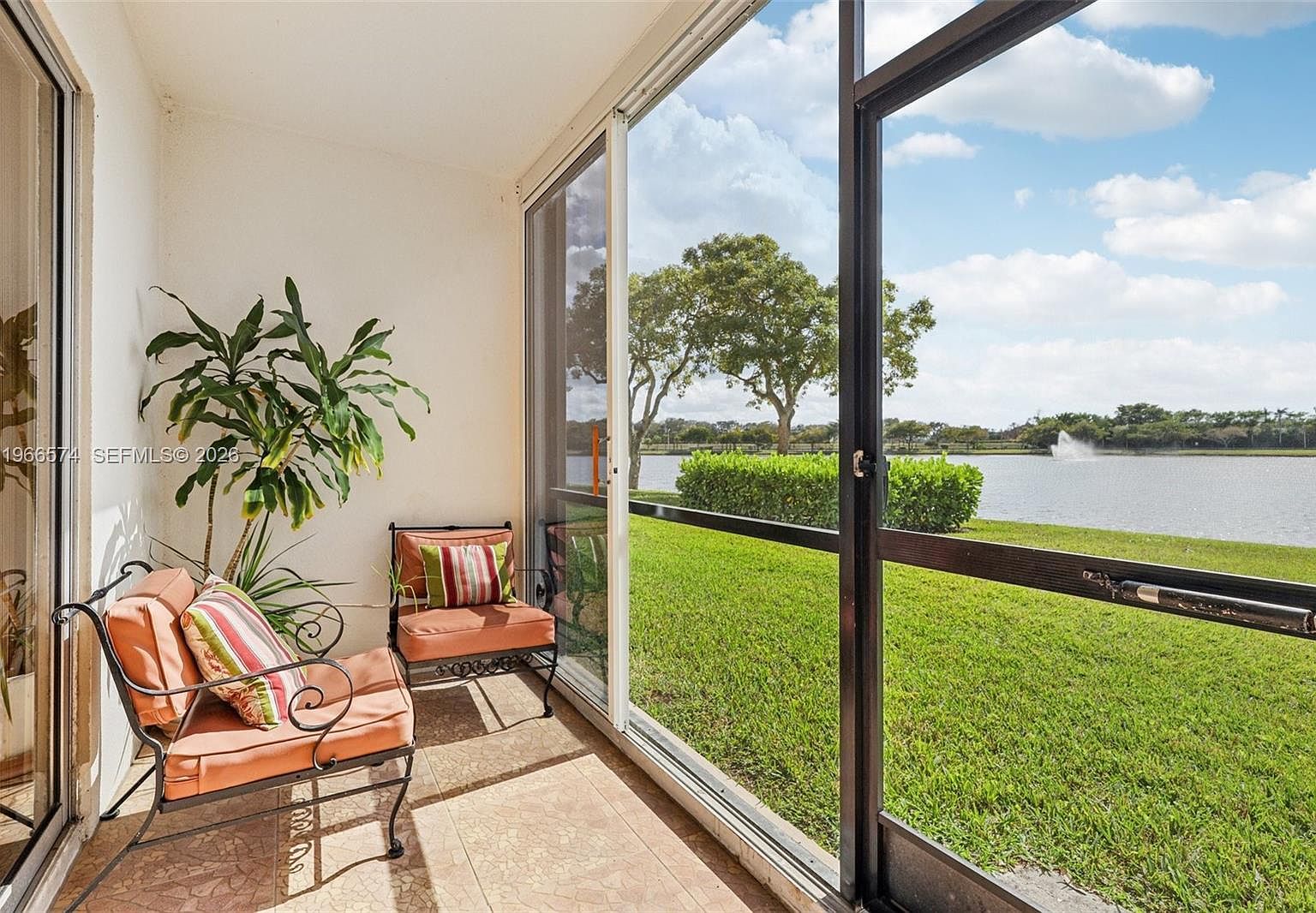 13800 SW 14th St APT 103C Pembroke Pines, FL 33027 - Thumbnail 2