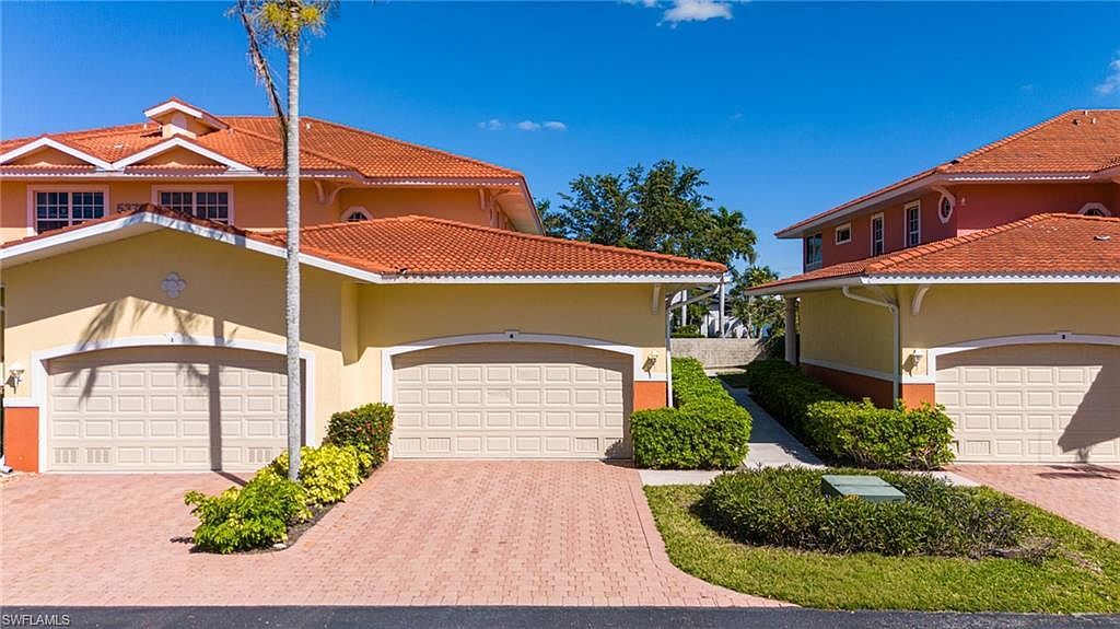 5370 Park Rd APT 4 Fort Myers, FL 33908 - Thumbnail 2