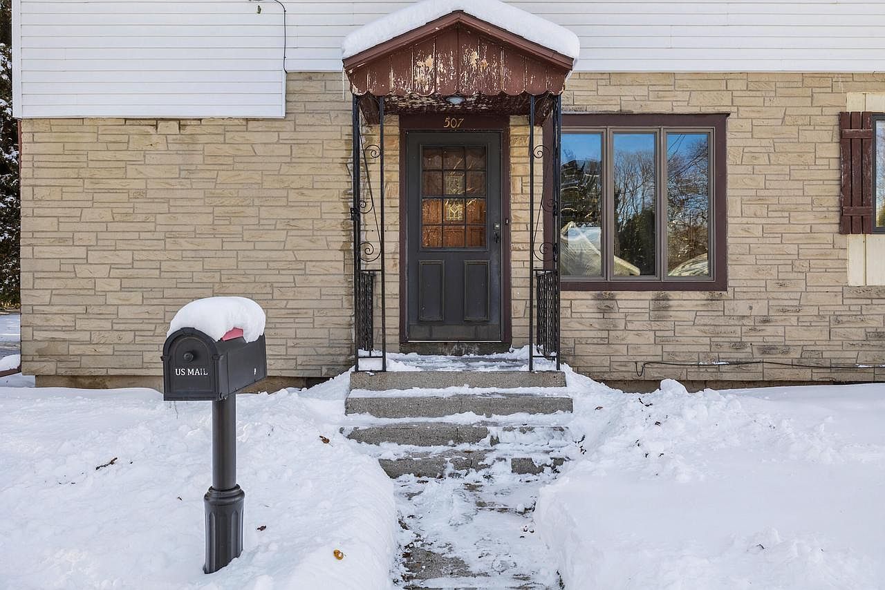 507 10th St Kiel, WI 53042 - Thumbnail 2