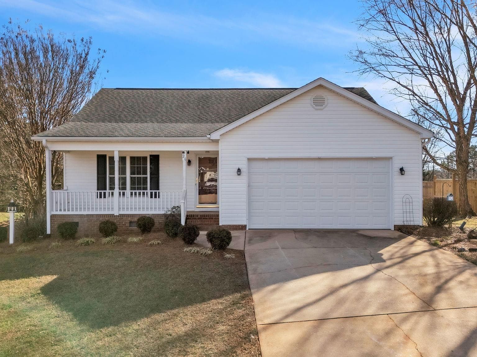 26 Raynes Ct Taylors, SC 29687 - Thumbnail 2