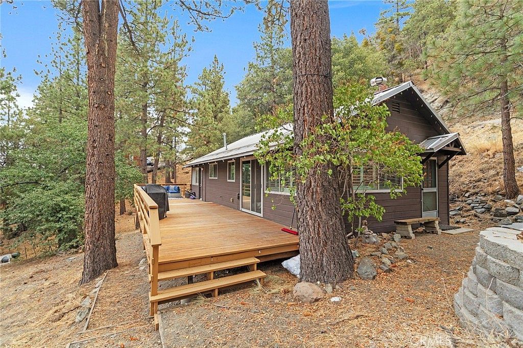 2080 Mojave Scenic Dr Wrightwood, CA 92397 - Thumbnail 2