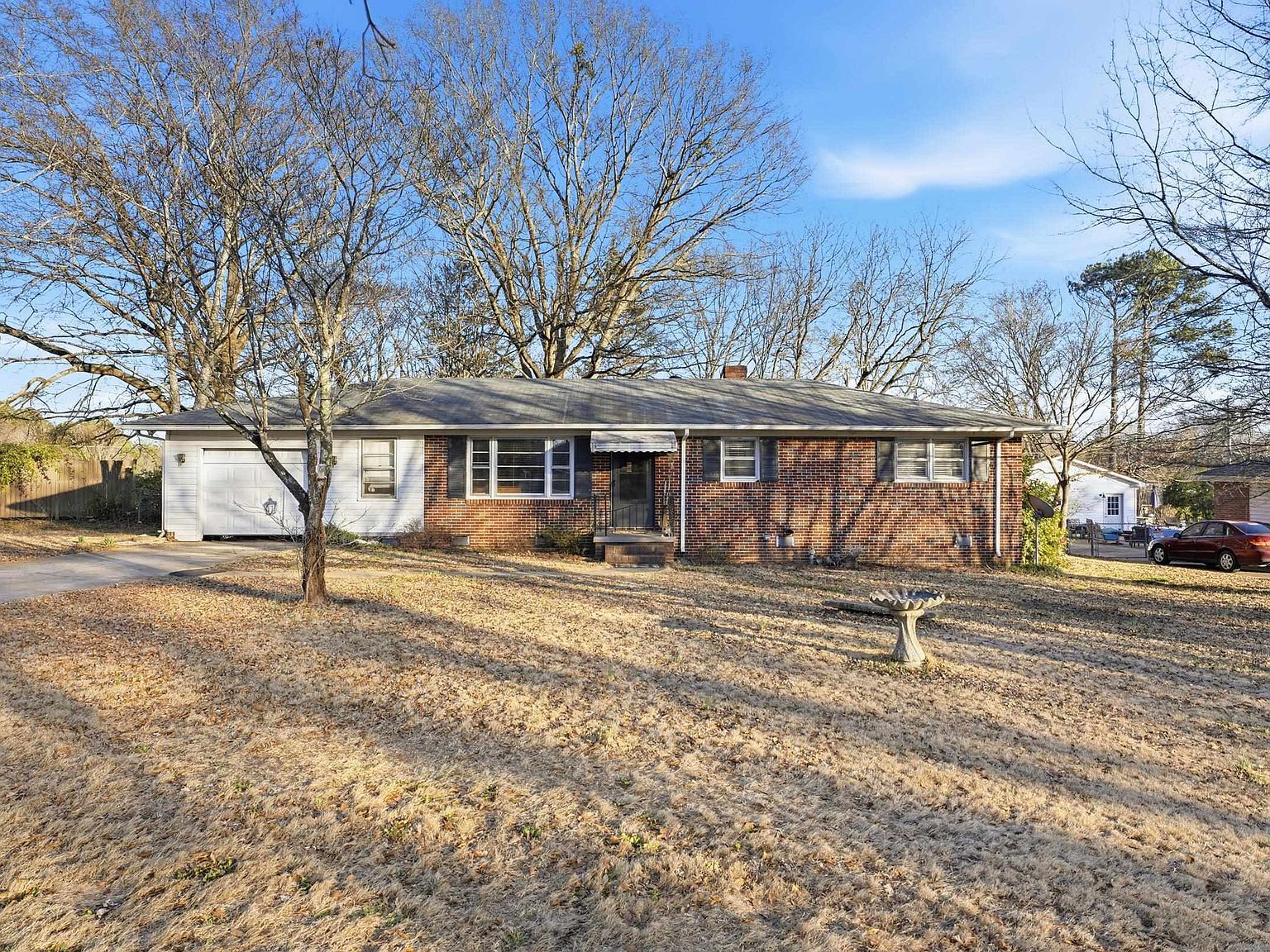 125 Foxhall Rd Spartanburg, SC 29306 - Thumbnail 2