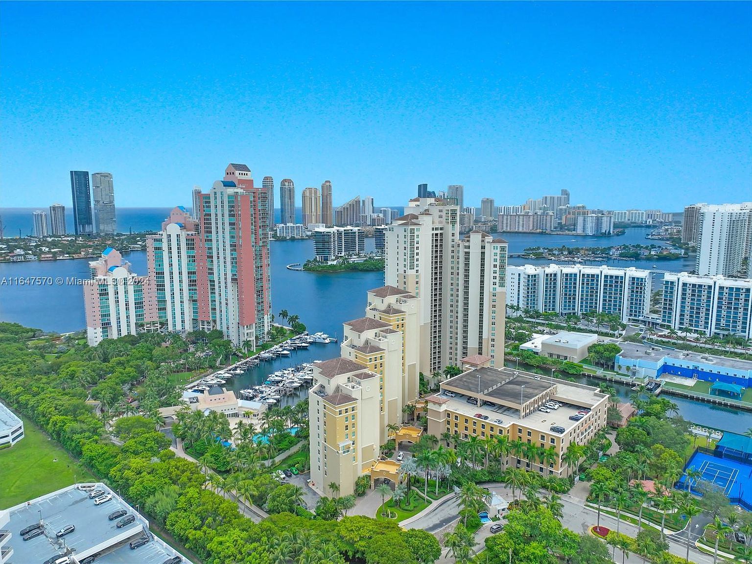 3340 NE 190th St APT 503 Aventura, FL 33180 - Thumbnail 2